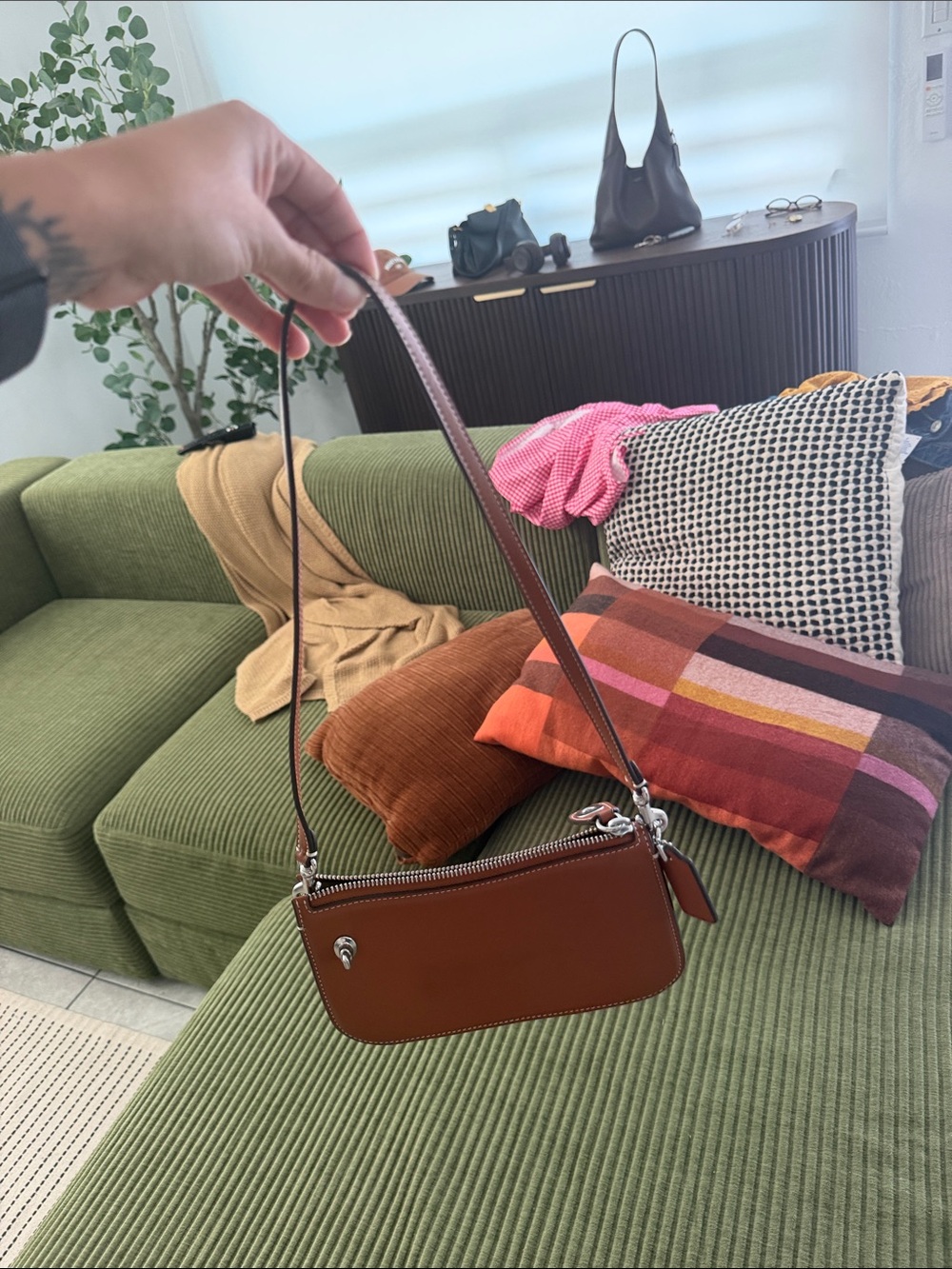 Classic Brown Leather Shoulder Bag